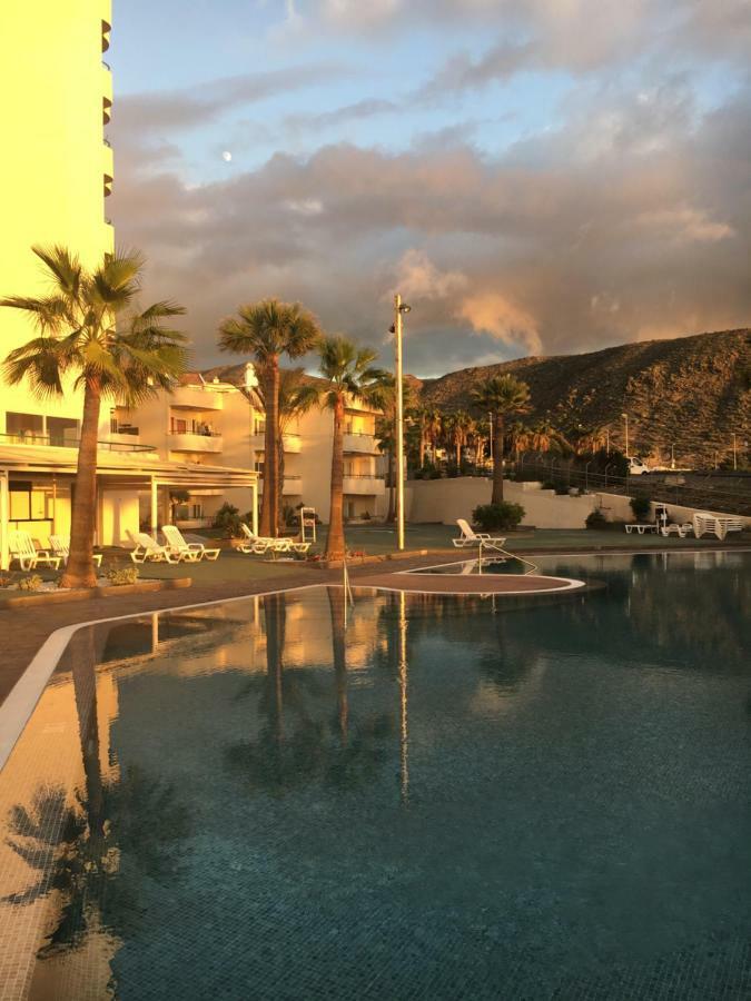 לוס כריסטיאנוס Apartment Los Cristianos מראה חיצוני תמונה