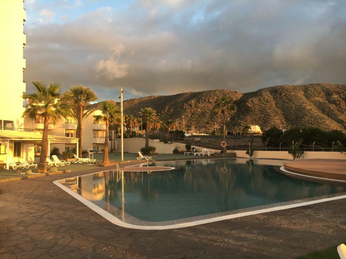 לוס כריסטיאנוס Apartment Los Cristianos מראה חיצוני תמונה